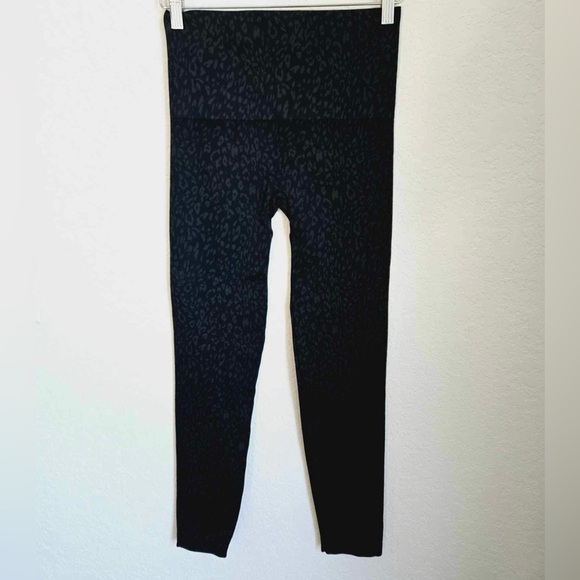 SPANX Leggings Womens L Look At Me Now size Large - Picture 2 of 9
